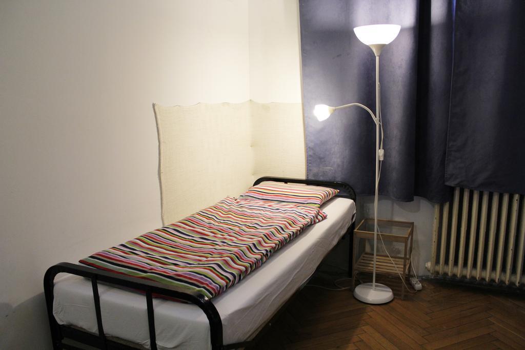 Dbc Hostel Budapest Exteriör bild